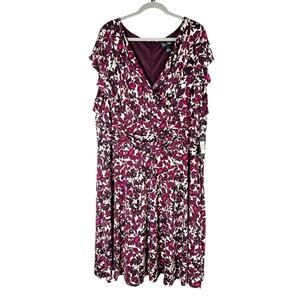 Jessica Howard Dark Floral V Neck Dress Plus Size 24W Stretch